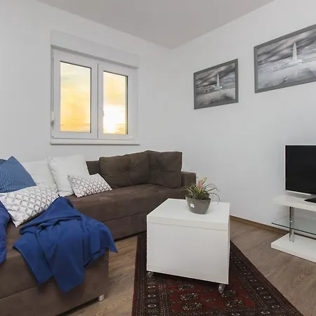 公寓 Gornje Starine Tribalj