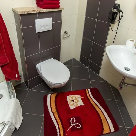 Gornje Starine 公寓