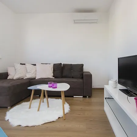 公寓 Gornje Starine Tribalj