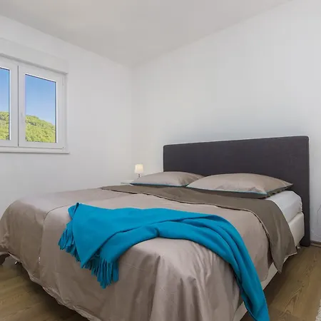 Gornje Starine 公寓