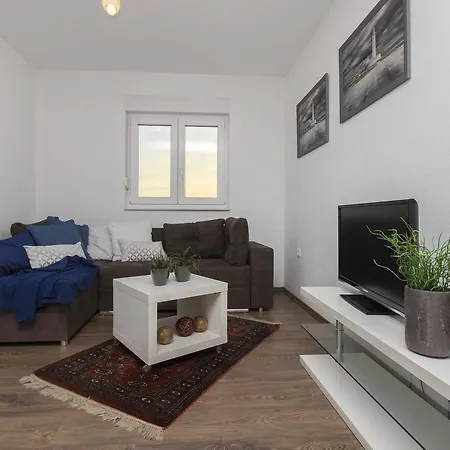 Gornje Starine 公寓