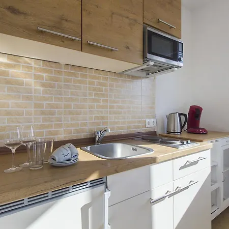 Gornje Starine 公寓 *