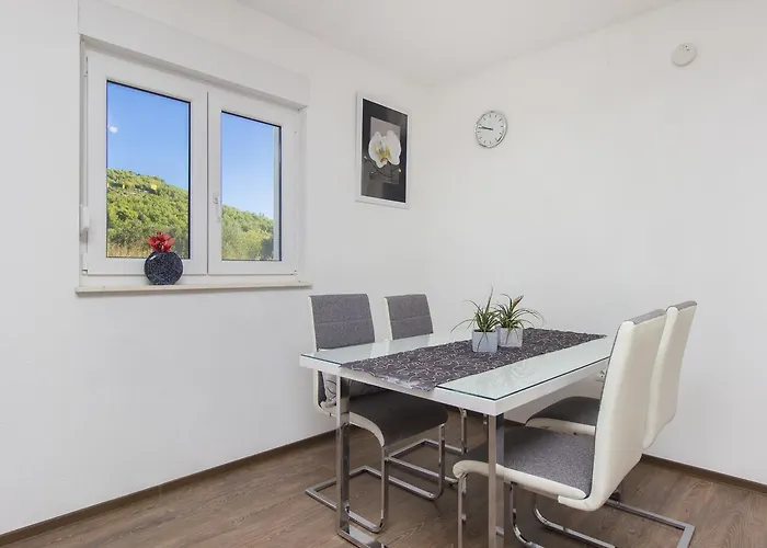 Gornje Starine דירה *