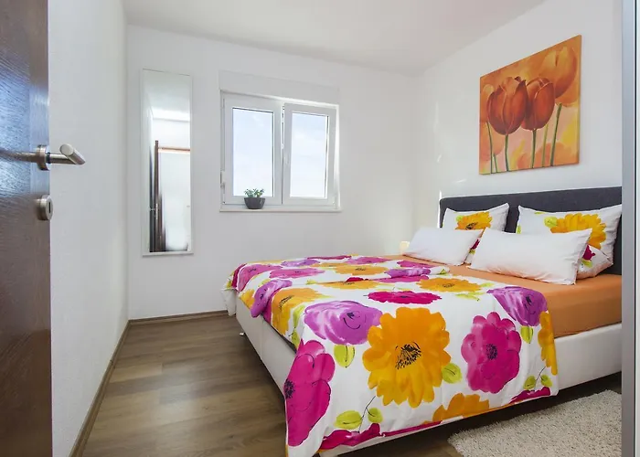 Gornje Starine Tribalj