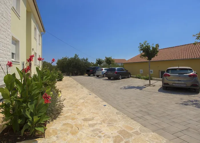 דירה Gornje Starine